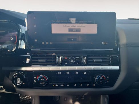 New 2026 Nissan Pathfinder Platinum image 14