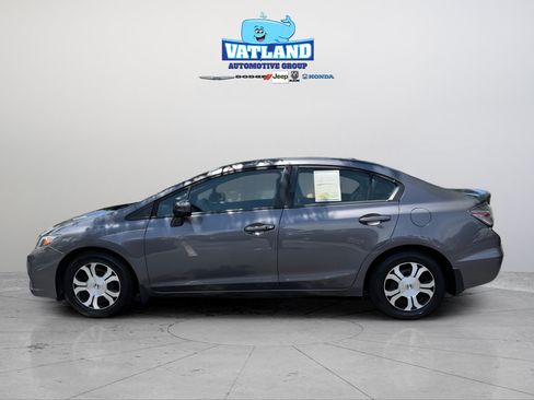Used 2015 Honda Civic Hybrid Sedan image 2