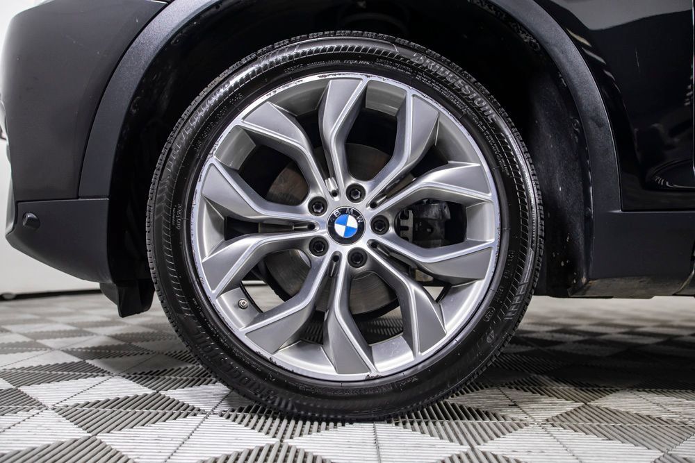 Used 2017 BMW X4 xDrive28i AWD/4WD image 39