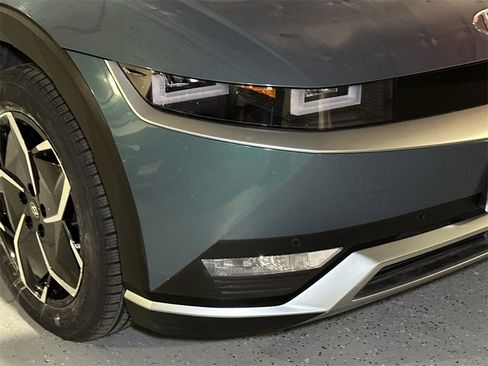 Used 2024 Hyundai Ioniq 5 SEL image 9