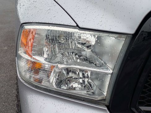 Used 2019 RAM 1500 Big Horn RWD image 10