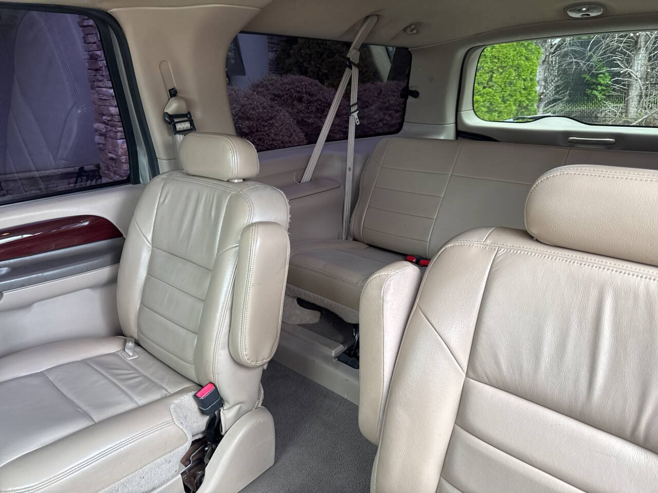 Used 2004 Ford Excursion Limited AWD/4WD image 14