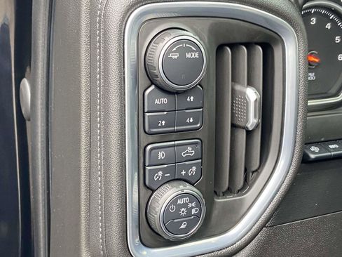 Used 2021 Chevrolet Silverado 1500 High Country w/ Technology Package image 10