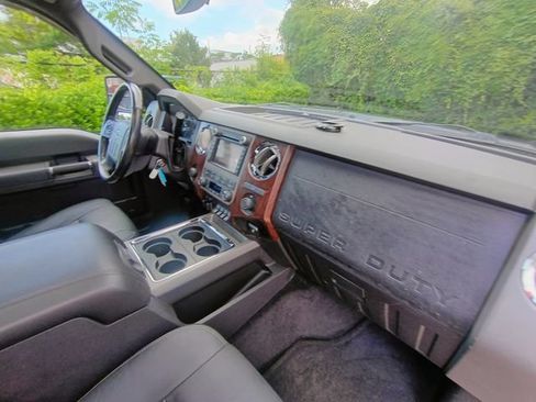 Used 2011 Ford F450 Lariat w/ Lariat Ultimate Pkg AWD/4WD image 57