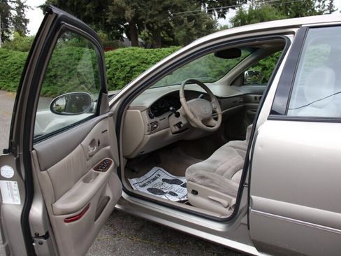 Used 1999 Buick Century Limited FWD image 5