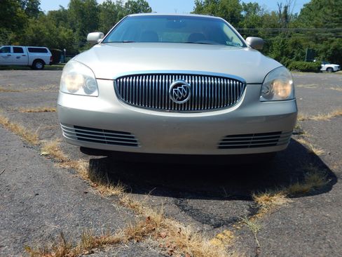 Used 2007 Buick Lucerne CXL image 8