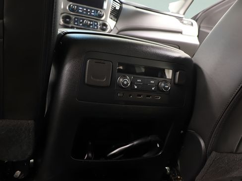 Used 2019 Chevrolet Tahoe Premier AWD/4WD image 27