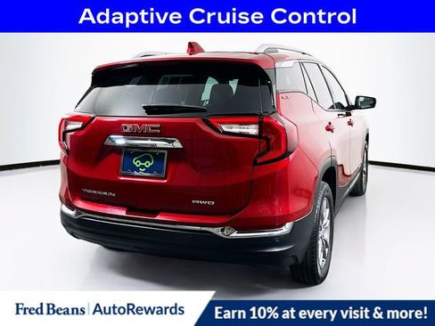 Used 2023 GMC Terrain SLT w/ Tech Package AWD/4WD image 9