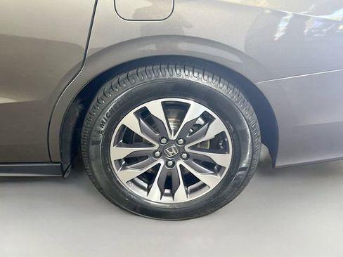 Used 2023 Honda Odyssey EX-L image 24