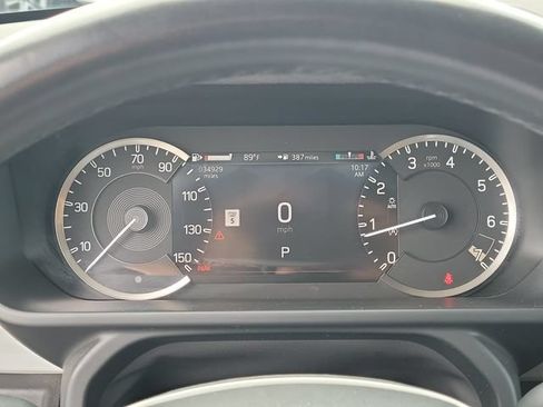 Used 2023 Land Rover Defender 110 AWD/4WD image 28