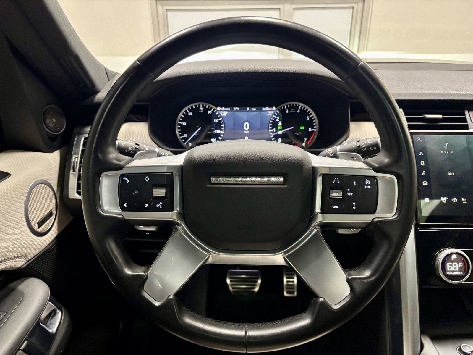 Used 2023 Land Rover Discovery S R-Dynamic AWD/4WD image 25