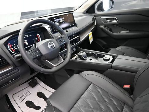 New 2026 Nissan Rogue Platinum image 39