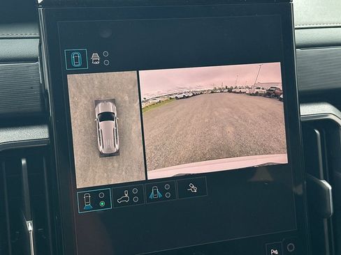 Used 2025 GMC Acadia AT4 w/ LPO, Floor Liner Package AWD/4WD image 27