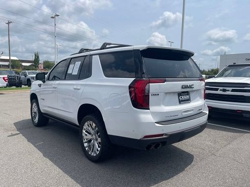 Used 2025 GMC Yukon AT4 Ultimate w/ LPO, Floor Liner Package AWD/4WD image 5
