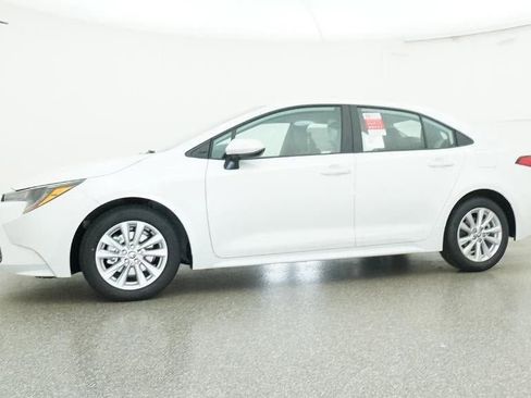 New 2026 Toyota Corolla LE image 18