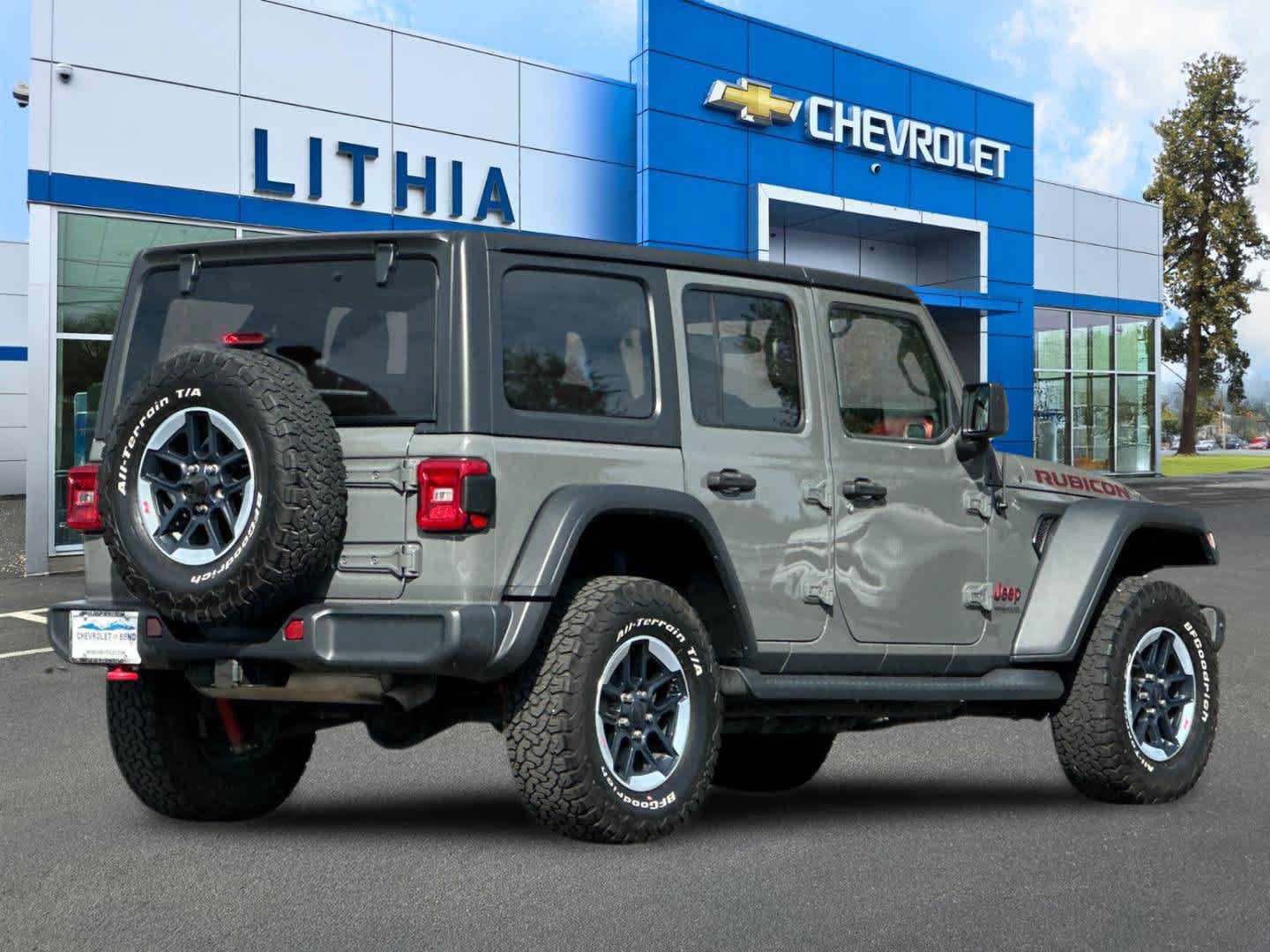 Used 2019 Jeep Wrangler Unlimited Rubicon w/ Cold Weather Group AWD/4WD image 2