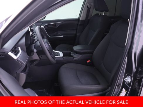 Certified 2025 Toyota RAV4 LE AWD/4WD image 4