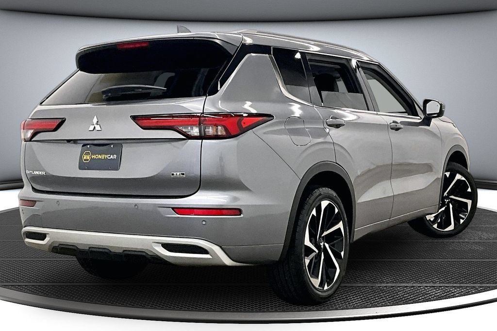 Used 2022 Mitsubishi Outlander SEL AWD/4WD image 5