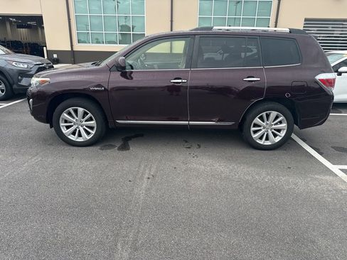 Used 2013 Toyota Highlander Limited AWD/4WD image 4