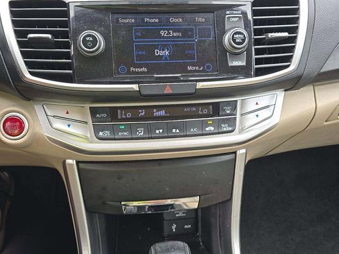 Used 2015 Honda Accord EX-L image 5