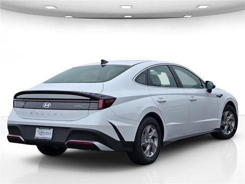 New 2026 Hyundai Sonata SE image 10