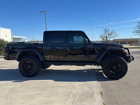 Used 2023 Jeep Gladiator Mojave w/ LED Lighting Group image 9