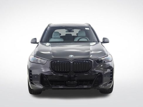 New 2026 BMW X5 xDrive40i w/ M Sport Package AWD/4WD image 8