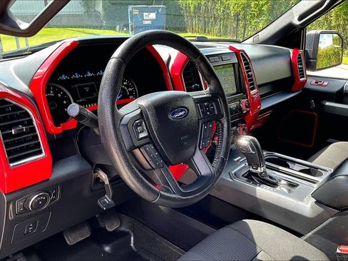 Used 2016 Ford F150 XLT w/ Equipment Group 302A Luxury AWD/4WD image 17