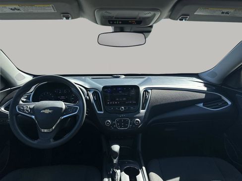 Used 2024 Chevrolet Malibu LT image 21