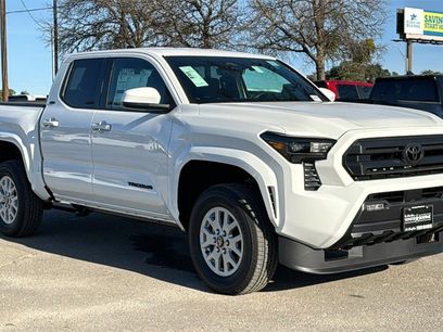 New 2026 Toyota Tacoma SR5