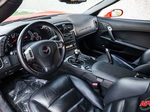 Used 2011 Chevrolet Corvette Z06 w/ Z06 Carbon Fiber Package RWD image 3