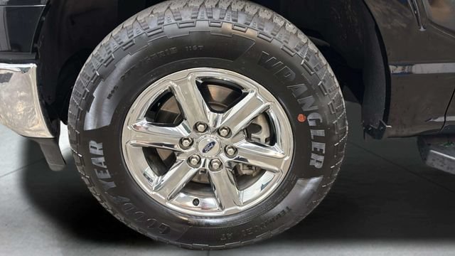 Used 2025 Ford F150 XLT w/ Equipment Group 301A Standard AWD/4WD image 15