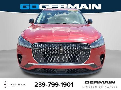 New 2025 Lincoln Aviator AWD w/ Equipment Group 101A image 3