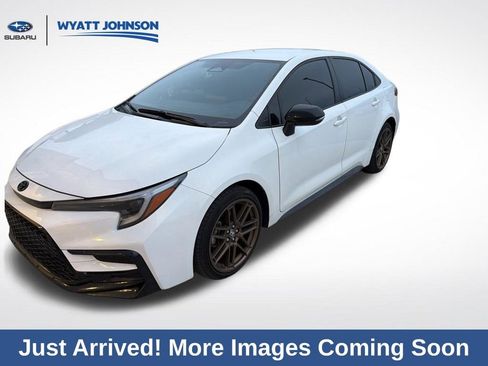 Used 2024 Toyota Corolla SE image 1