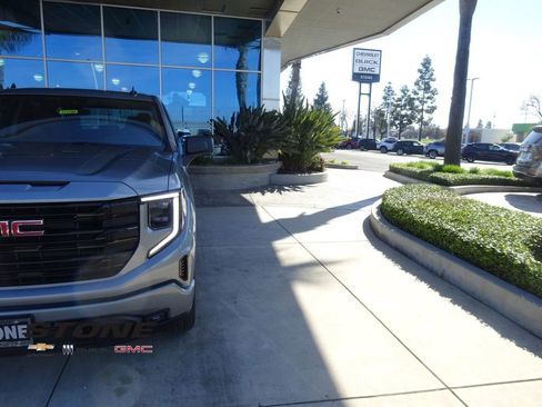 New 2026 GMC Sierra 1500 Elevation image 26