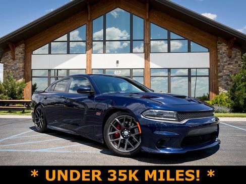 Used 2016 Dodge Charger R/T Scat Pack w/ Technology Group RWD image 1