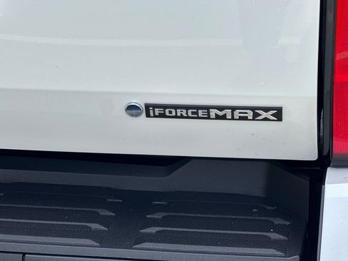 Used 2025 Toyota Tundra Limited image 25