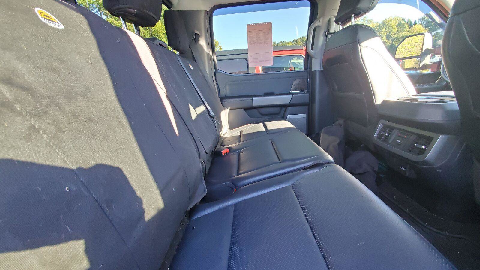 Used 2023 Ford F350 Lariat w/ Sport Appearance Package AWD/4WD image 6