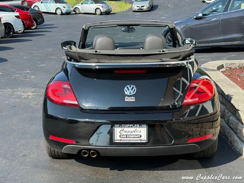 Used 2013 Volkswagen Beetle 2.5 image 10