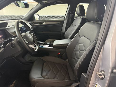 Used 2026 Volkswagen Atlas Cross Sport SE AWD/4WD image 29