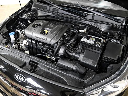 Used 2021 Kia Forte GT-Line image 47