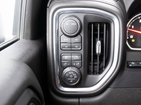 Used 2023 Chevrolet Silverado 3500 High Country image 9