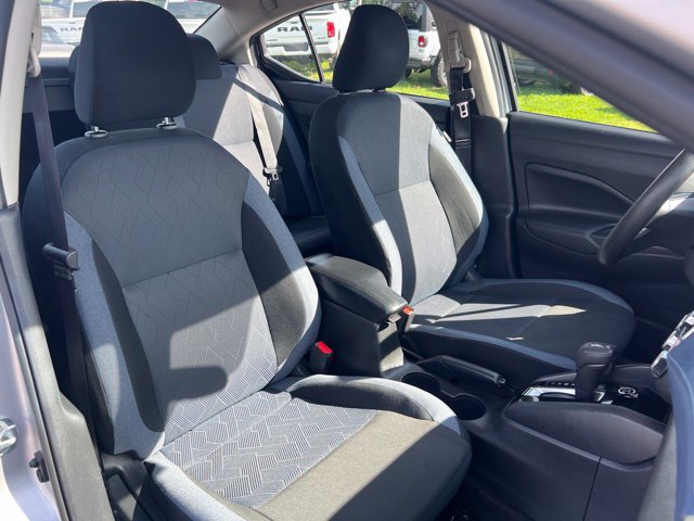 Used 2024 Nissan Versa SV FWD image 10