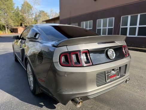 Used 2014 Ford Mustang Coupe image 7