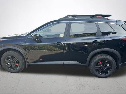 Certified 2025 Nissan Rogue SV AWD/4WD image 12