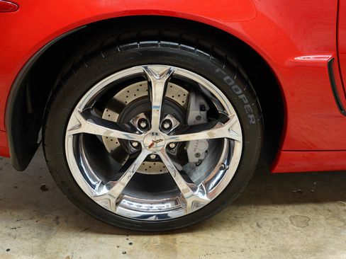 Used 2011 Chevrolet Corvette Grand Sport w/ Preferred Equipment Group image 57