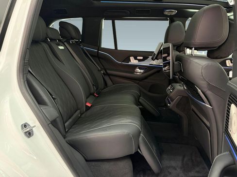 New 2026 Mercedes-Benz Maybach GLS 600 4MATIC image 24