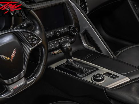 Used 2015 Chevrolet Corvette Z06 w/ 2LZ Preferred Equipment Group image 37