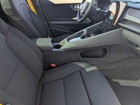 Used 2022 Polestar Polestar 2 Long Range Dual Motor w/ Performance Package image 11