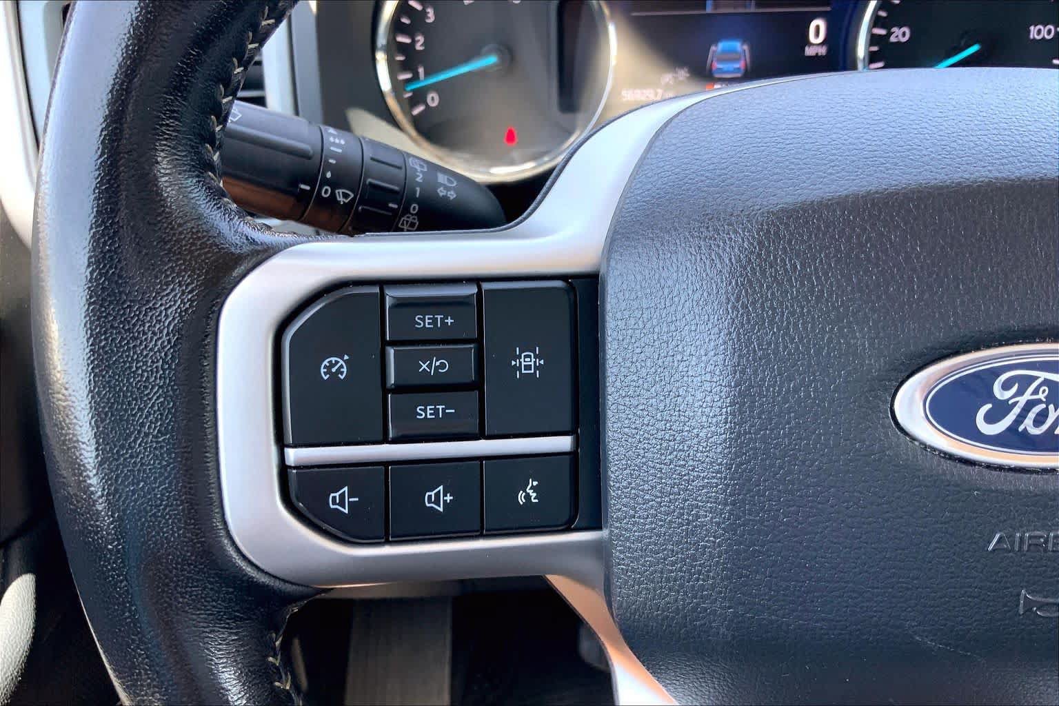 Used 2024 Ford Expedition XLT AWD/4WD image 23